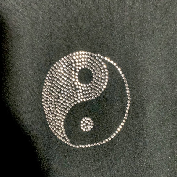 Black women’s T-shirt crop style with bedazzled Yin Yang. Worn once. - Picture 2 of 3